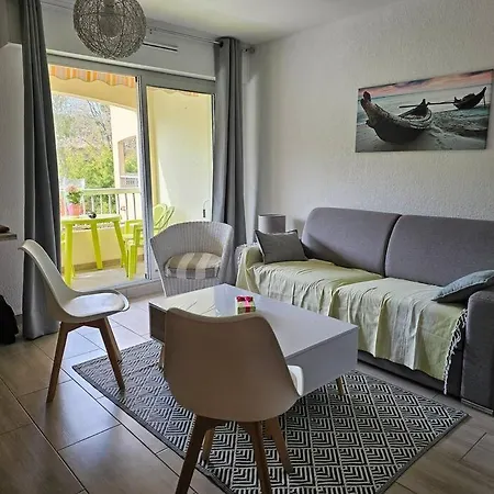 Apartment Petit Paradis Classe 3 Etoiles A 200m De La Plage! Terrasse-wifi-parking-clim Saint-Mandrier-sur-Mer