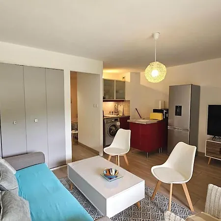 Apartment Petit Paradis Classe 3 Etoiles A 200m De La Plage! Terrasse-wifi-parking-clim